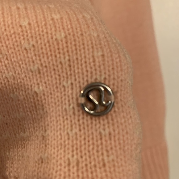 Lululemon Yogi Crew Neck Sweater Baby Pink Hearts - Picture 4 of 7